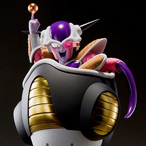 SHFiguarts Freeza 1st Form & Freeza Pod